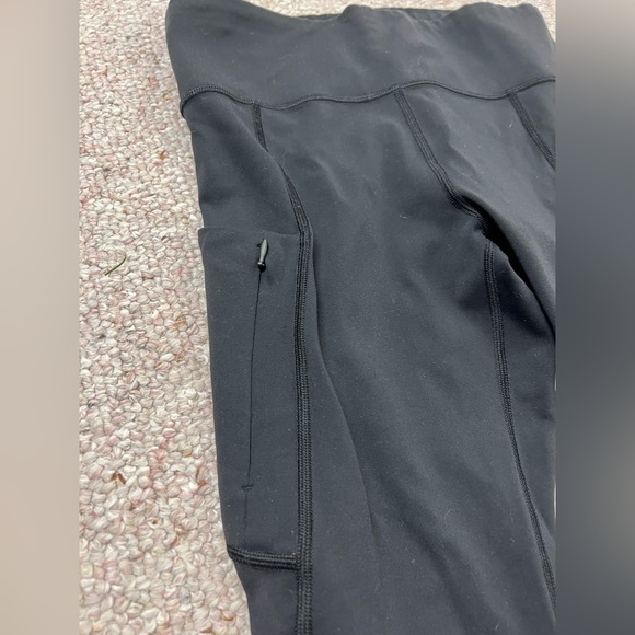 Black athleta crop leggings - Picture 7 of 7